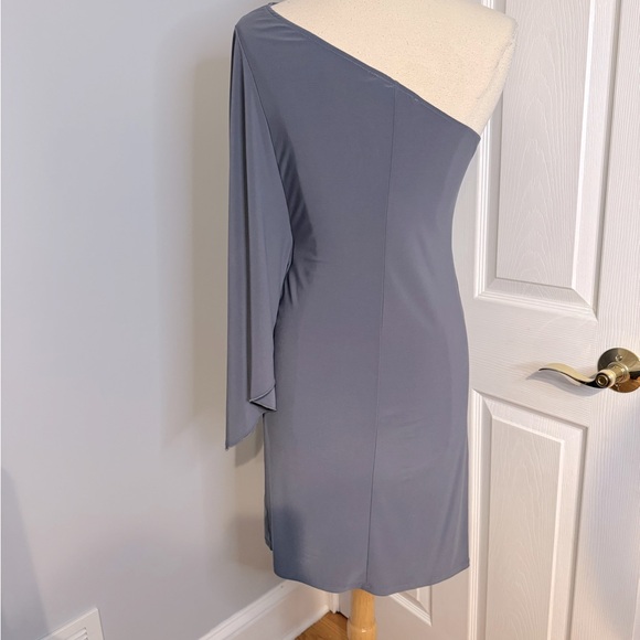 Onyx One-Shoulder Dress - Picture 4 of 6